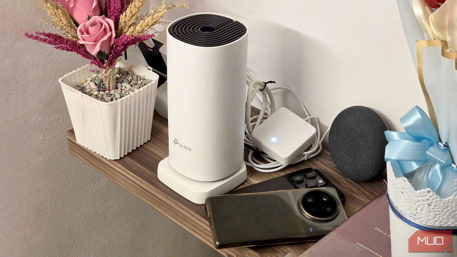 I Stopped Sharing My Wi-Fi Password With Guests, and Now Do This Instead